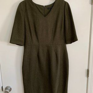 Antonio Melani 3/4 sleeve v-neck fully lined professional dress